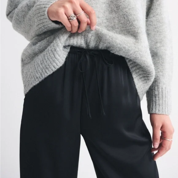 Abercrombie Satin Pants - Picture 2 of 5